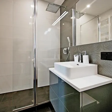 Luxusowy Apartament Basen, Jacuzzi, Sala Fitnes Stare Miasto Appartamento *